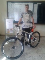 1 Prmio Bicicleta Alta Performance | Vagner Simon - Vale Real | Que realizou suas compras na Vila Rica Materiais de Construo |