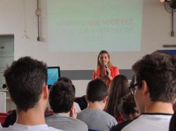 Palestra dia 19 de outubro no Colgio JMB
