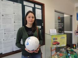 101� Pr�mio Bola de Futebol | Jenifer Frozi | Centro - Feliz