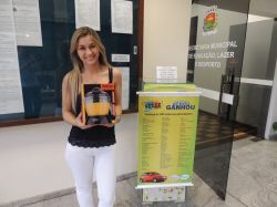149� Pr�mio Espremedor de Frutas | Brenda Ledur da Silva | Centro - Feliz