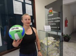 159� Pr�mio Bola de V�lei | Denise de F�tima Hensel Santos | Picada Car� - Feliz