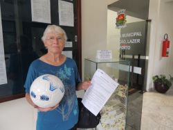 162� Pr�mio Bola de Futebol | Celia Weber Reichert | Bananal - Feliz