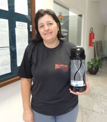 1� Pr�mio T�rmica 1L | Lucimar Brito Aita | Matiel - Feliz